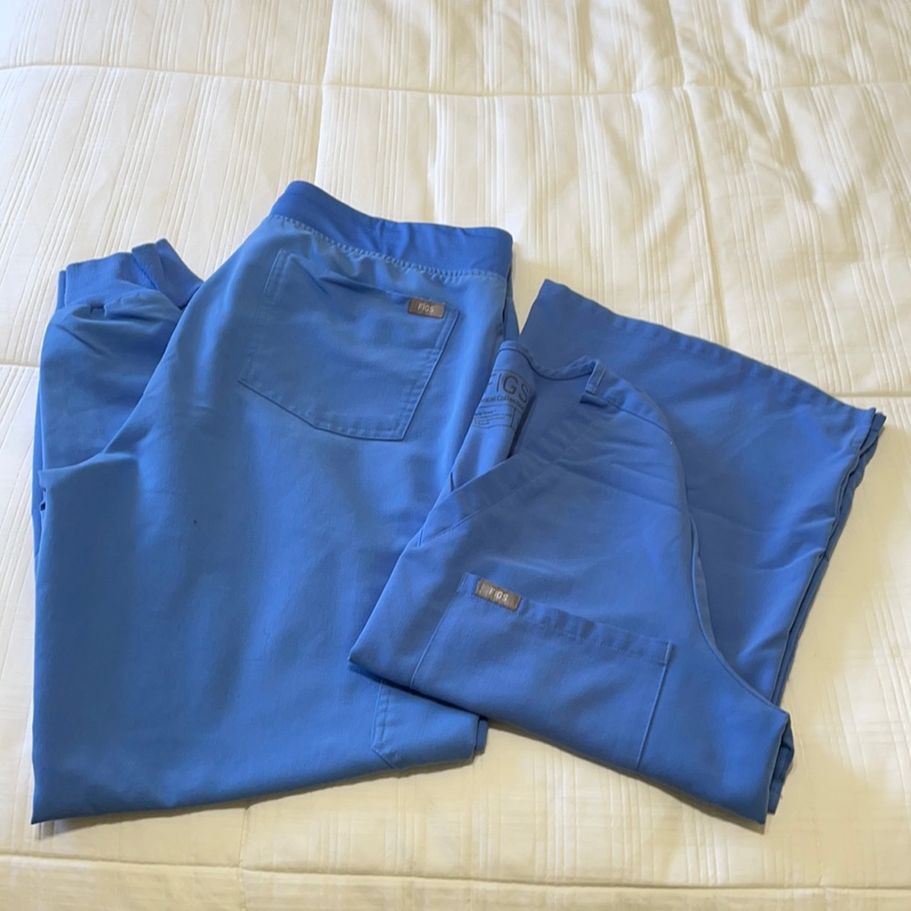 Figs Ceil Blue scrub SET